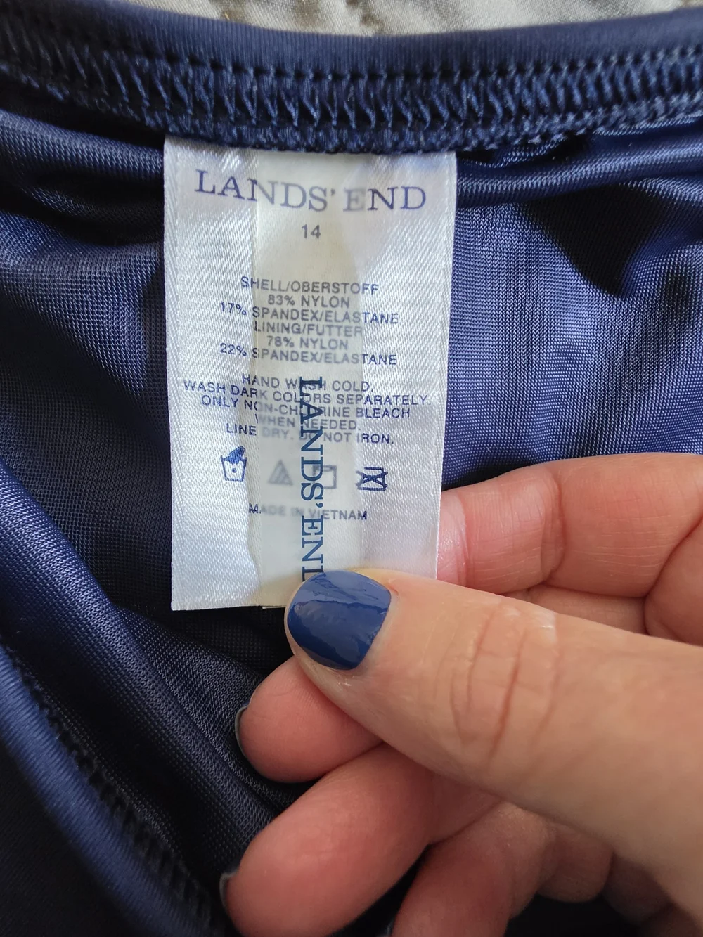 LANDS' END NAVY SWIM SKIRT - Picture 6 of 6